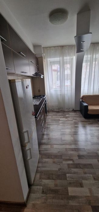 Închiriez apartament 2 camere