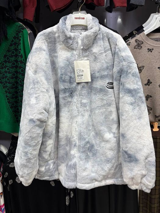 Продам шубу новую 10000т