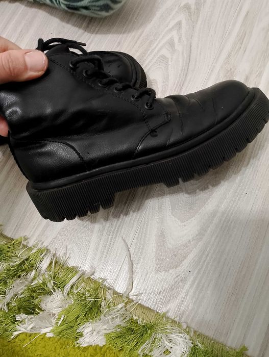 Боти за момиче на зара