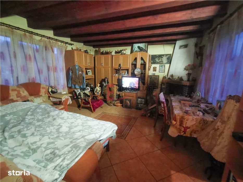 Casa, Vila, 3 camere, 2 bai, 7 km de centrul orasului, Bardesti,Targu