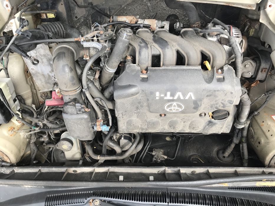 Toyota Yaris Verso 1.5i 106к.с на части