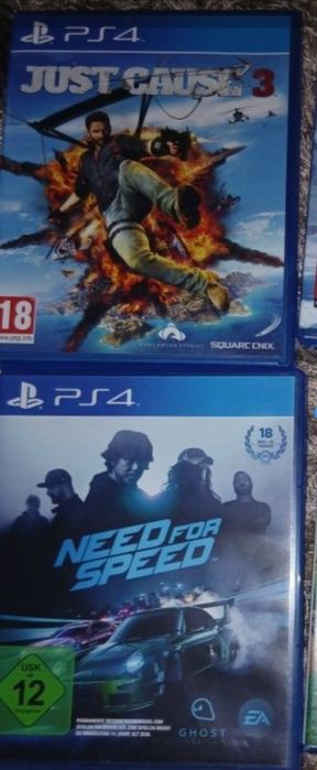 Vand schimb jocuri PS4 toate sau separat