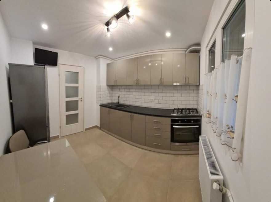 Proprietar inchiriez apartament de 2 camere Dristor
