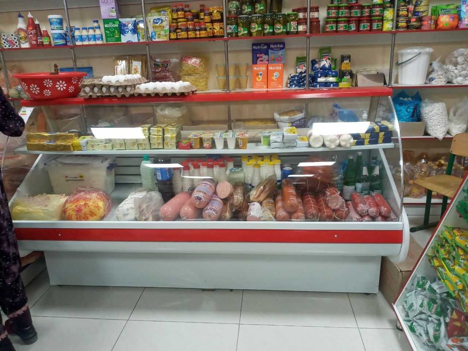 Vetrina va muzlatgich kameralar