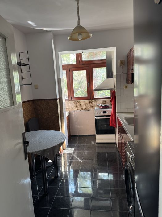 Дава се под наем Тристаен апартамент в с. Белащица, Област Пловдив - 82 кв.м за 510 € - Снимка #10