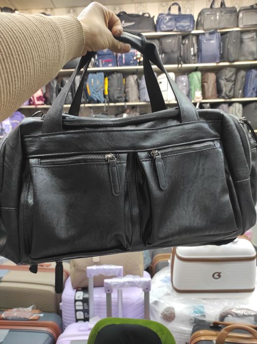 Сумки дорожные можно использовать для зала