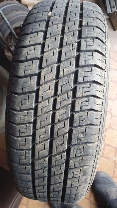 Гуми за автомобил 14-ки 15-ки 16- и 17-ки