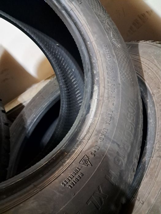 Anvelope second iarna 205 60 R16 Continental 2021