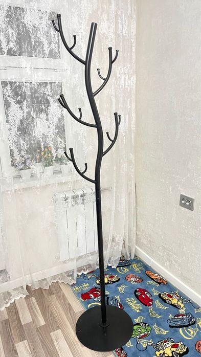 Напольная вешалка дерево