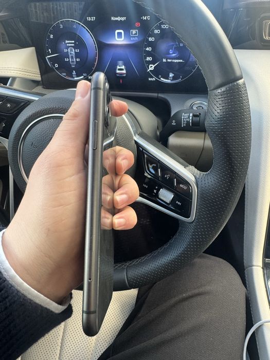 Iphone 11 128GB в отличном состояний