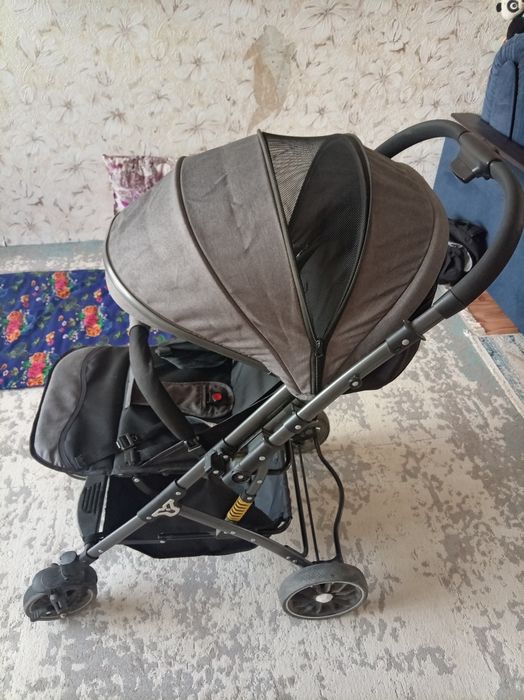 Продам детскую каляску