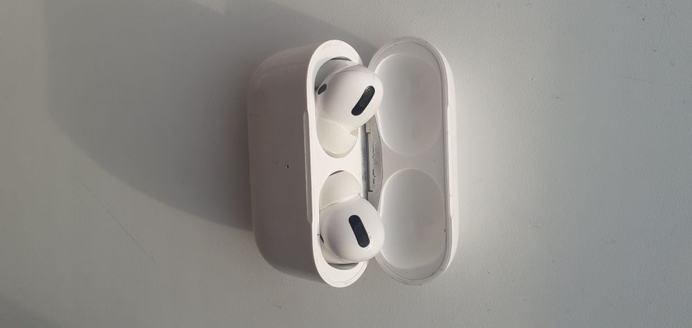 Продам Airpods про
