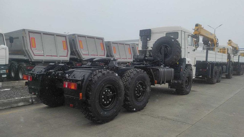 Седельный  Тягач вездеход КАМАЗ 44108 6х6 в Наличии !!!