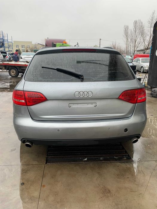 dezmembrez audi a4 b8 break 3.0 tdi/haion a4 b8/usa fata a4 b8/faruri