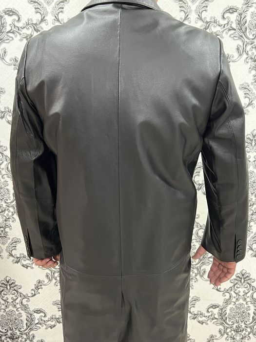 Продам кожанное пальто