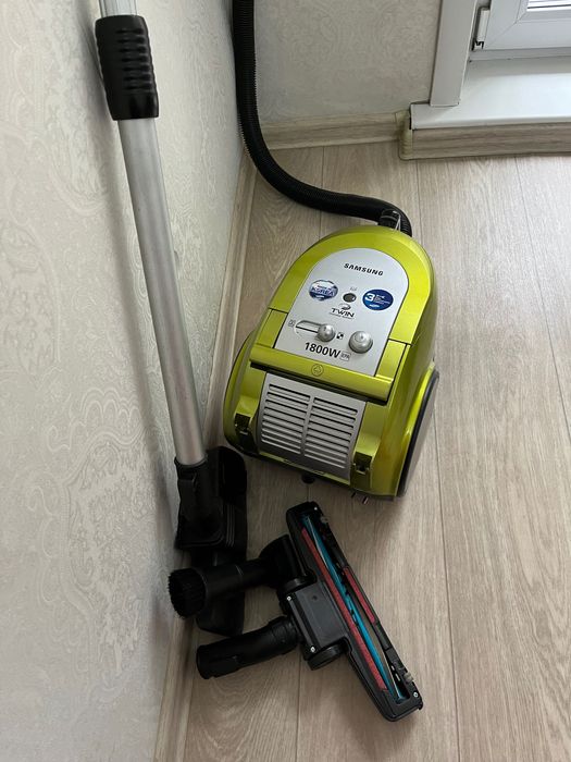 Пылесос Samsung Twin Chamber 1800W