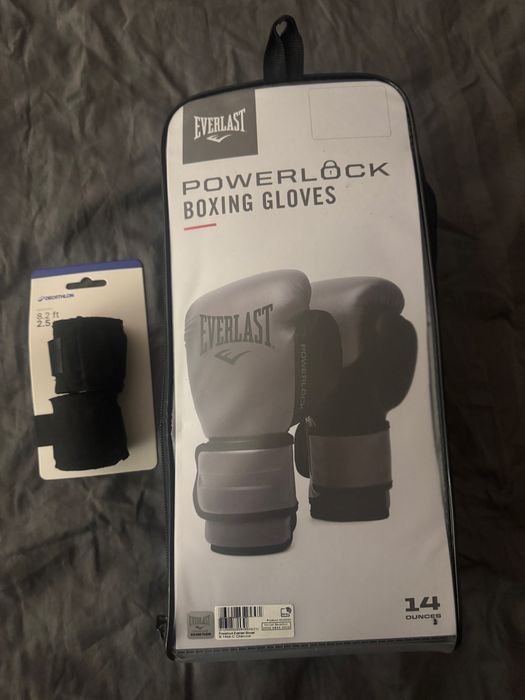 Боксови ръкавици everlast