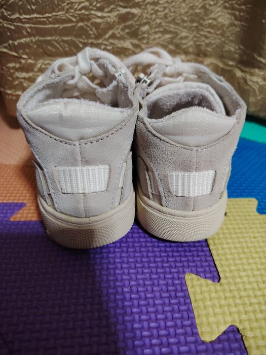 Кецове Zara / Зара