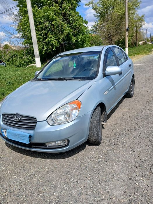 De vinzare Hyundai Accent