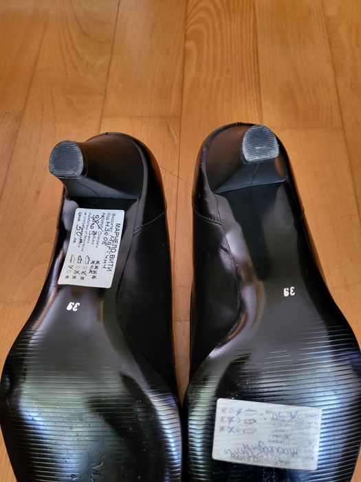 Дамски кожени обувки Martini -нови