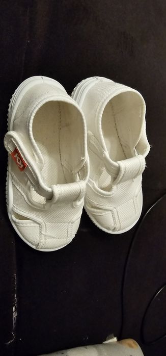 Пантофи 24 номер Колев