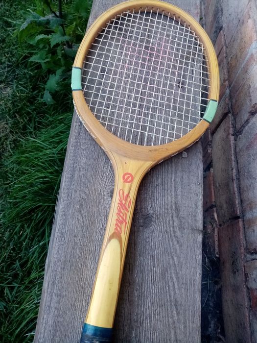 Ракетка для большого тенниса