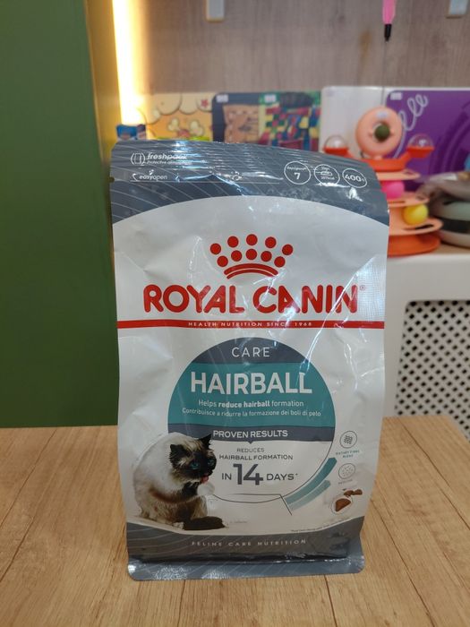 Royal Canin сухой корм для кошек 400гр Hairball
