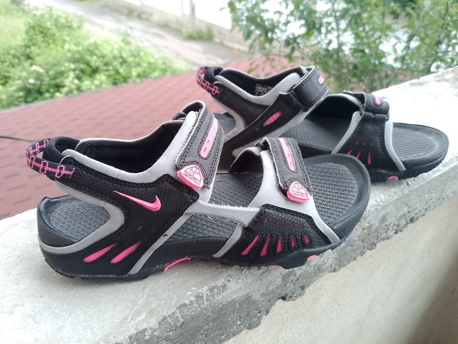 Сандали Nike Santiam 4, номер 36,5