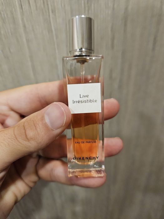 Givenchy Live Irresistible дамски оригинален парфюм