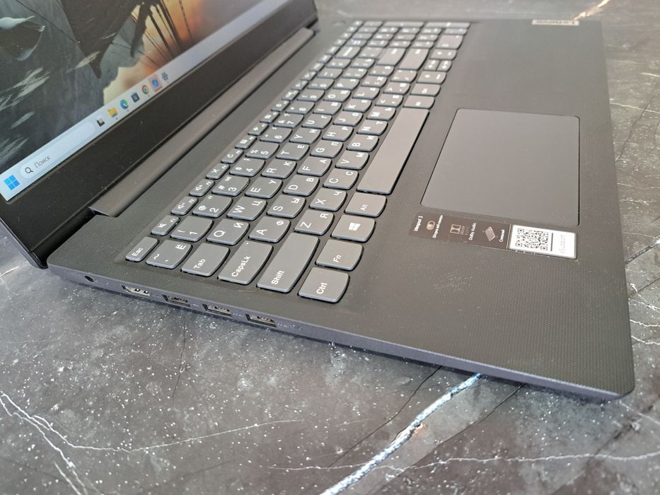 Продам ультрабук LENOVO Ideapad 3 15ITL05 (идеал)