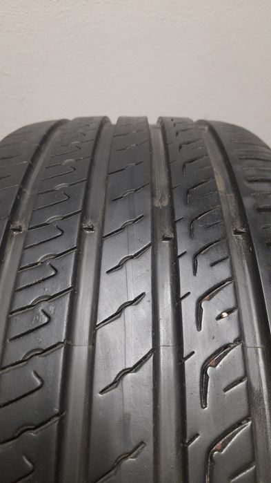 Гуми Barum 245/45 R19