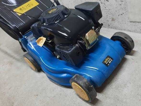 Двигател Енхел от самоходна косачка