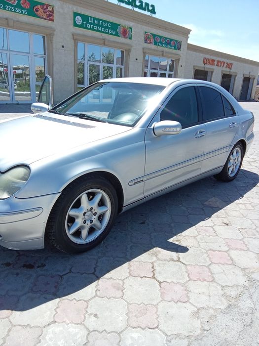 Мерседес с240 w203