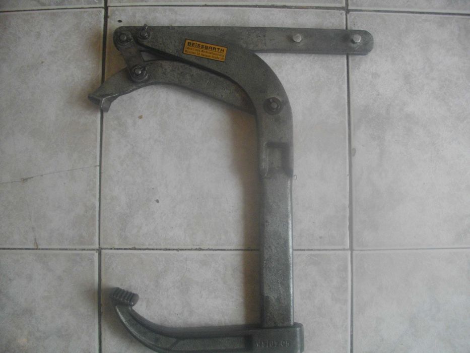 Пневматична Нитачка/ Ръчна Нитачка Профи Грм GESIPA HN2/ Скоба Клапани