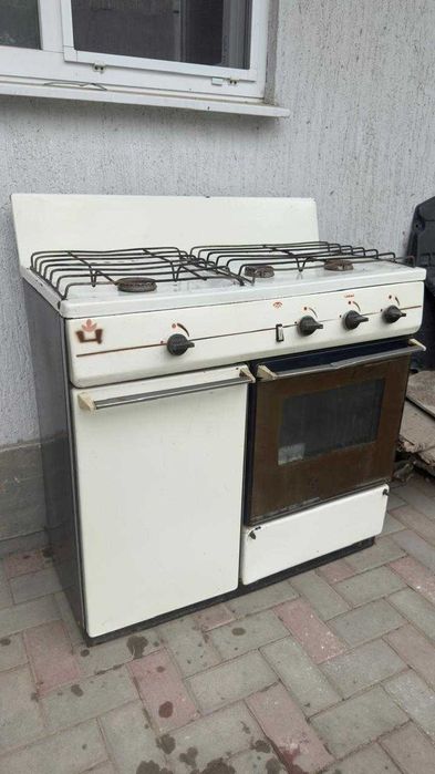 Продается газовая плита