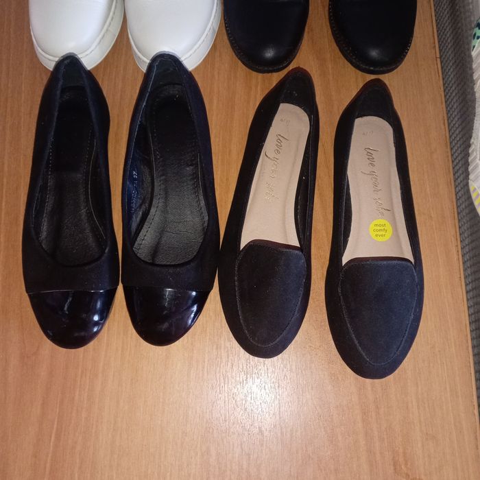 Продам туфли школьные, кроссовки