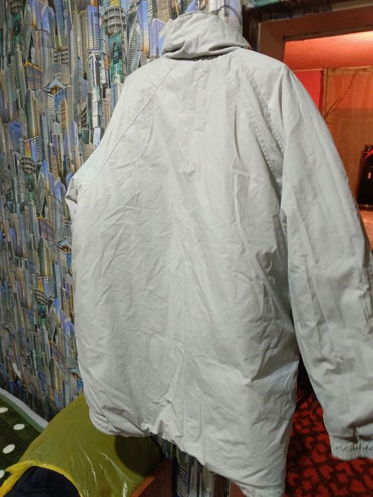 Продам мужская куртка