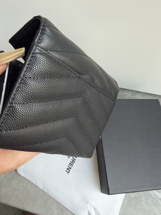 Portofel YSL  piele!