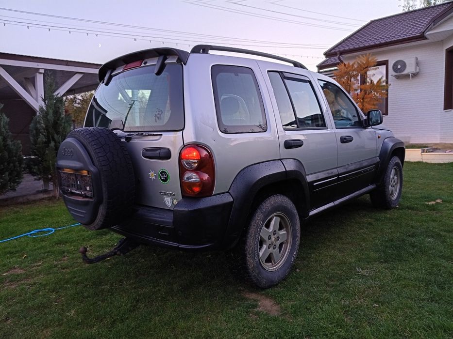 Jeep Cherokee 2.8 diesel automat 4x4 reductor an 2006