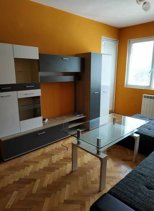 Дава се под наем Двустаен апартамент в София, Лозенец - 62 кв.м за 575 € - Снимка #2