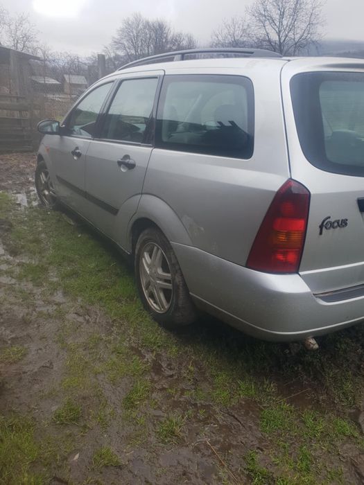 mașina de vânzare ford Focus