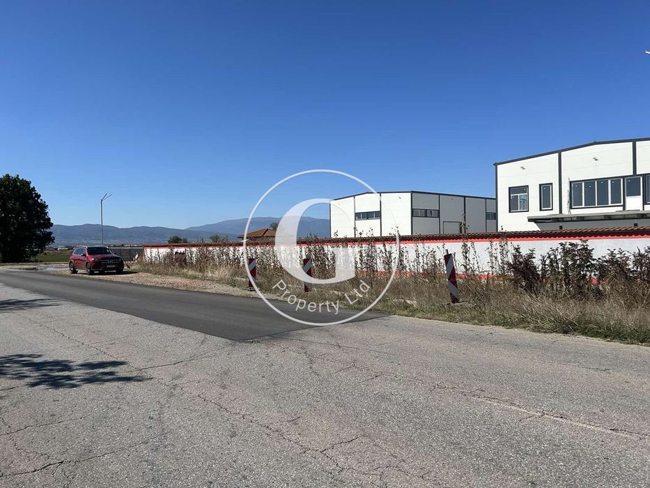 Продава се Парцел в Елин Пелин - 4176 кв.м за 16 €/кв.м - Снимка #3