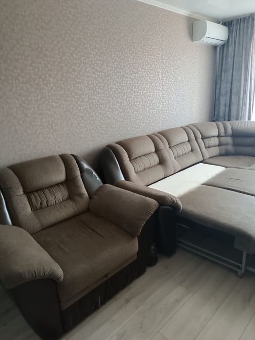 Комфортный угловой диван для гостиной