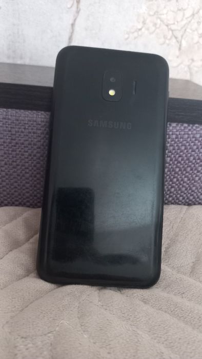 Телефон Samsung Galaxy j2 duos