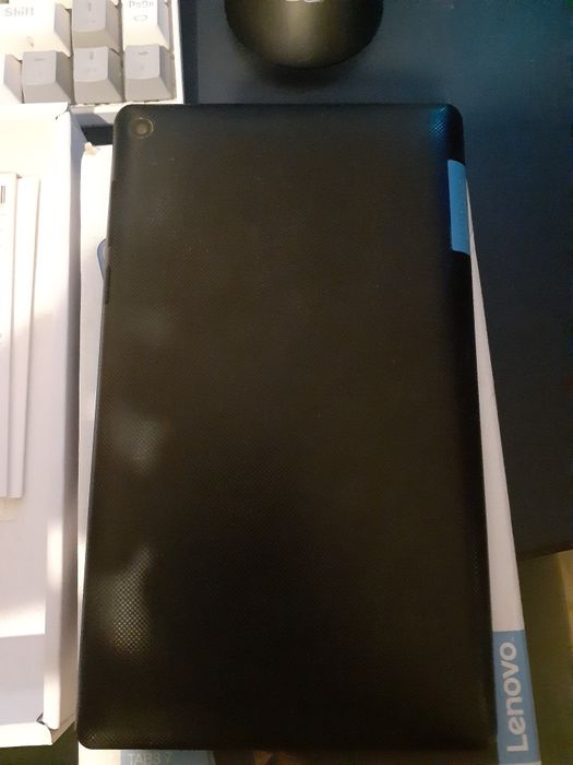 Продаю планшет Lenovo