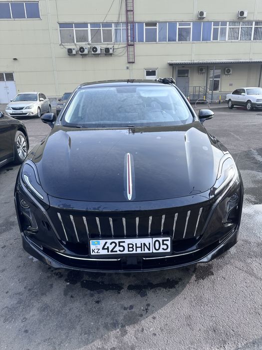 Аренда Honghi E-QM5 такси