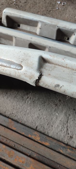 Пороги ,губа передняя mazda mpv