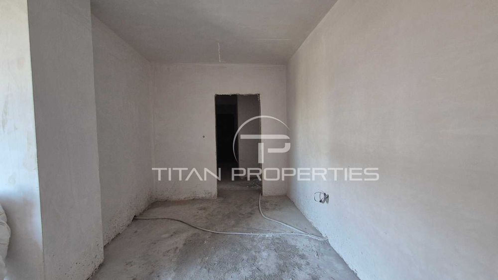 Продава се Тристаен апартамент в Пловдив, Център - 108 кв.м за 2100 €/кв.м - Снимка #4