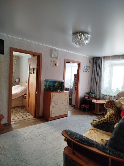 Продам 4х комнатную квартиру