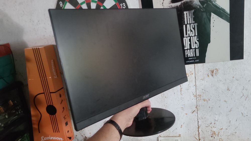 Монитор с   продам  hdmi vga